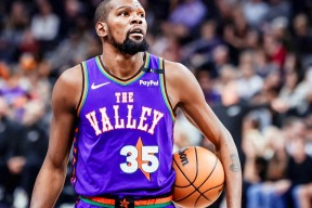 开云澳大利亚队不断突破！，杜兰特连续五场比赛得分超过出色防守热度持续攀升(nba科比81分全场录像回放)